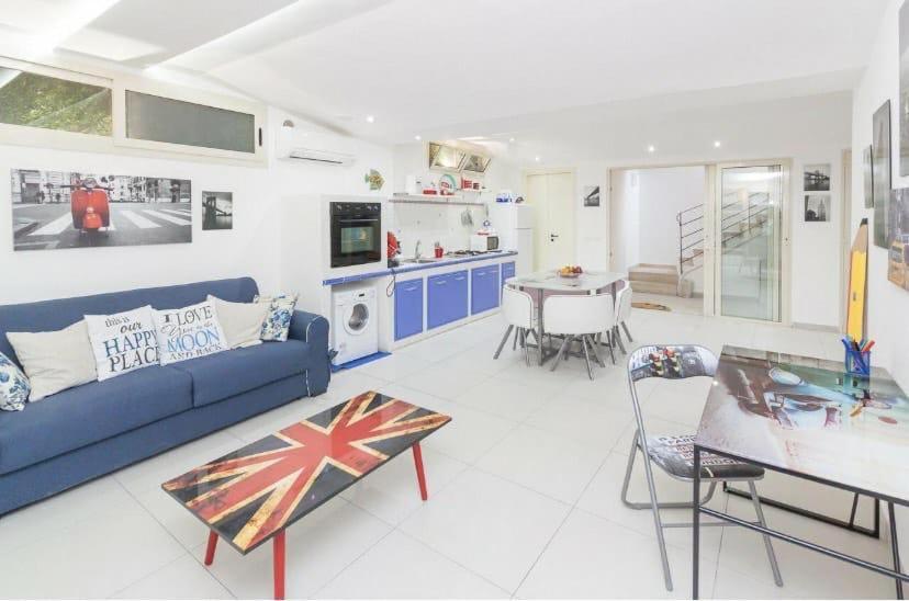 הוילה אצ'י קסטלו Trinacria House Scogliera מראה חיצוני תמונה