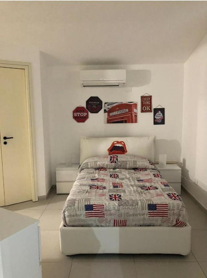 הוילה אצ'י קסטלו Trinacria House Scogliera מראה חיצוני תמונה