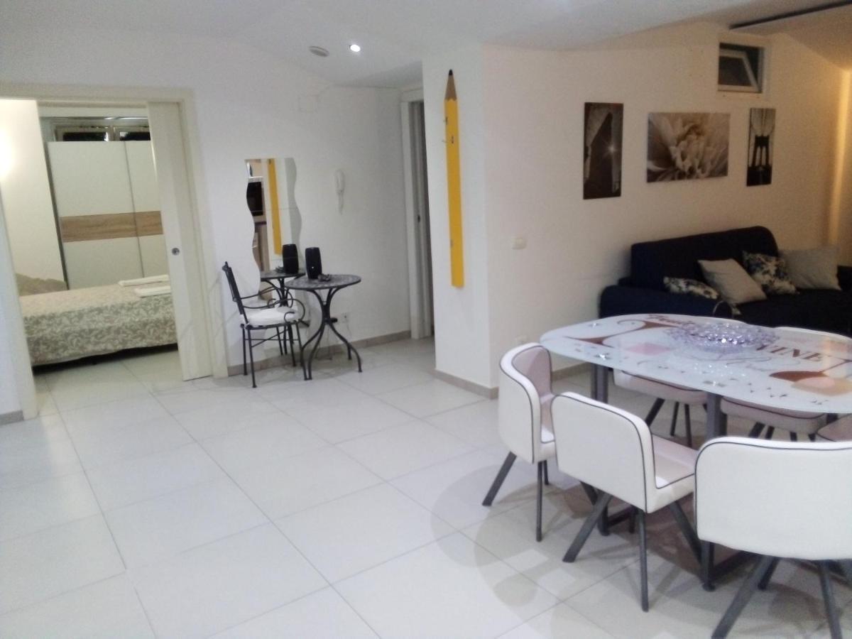 הוילה אצ'י קסטלו Trinacria House Scogliera מראה חיצוני תמונה